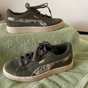 Puma Suede Classic Camo Sneaker